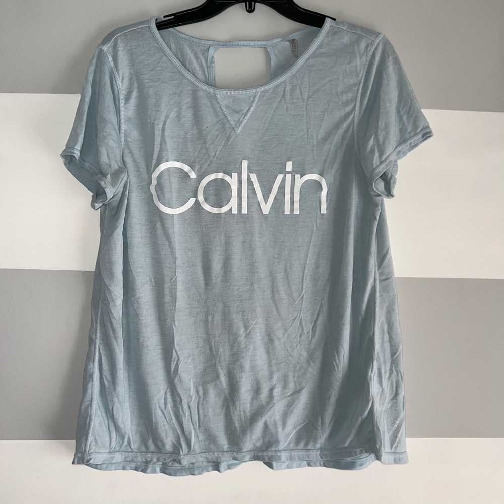 tshirt from calvin klein